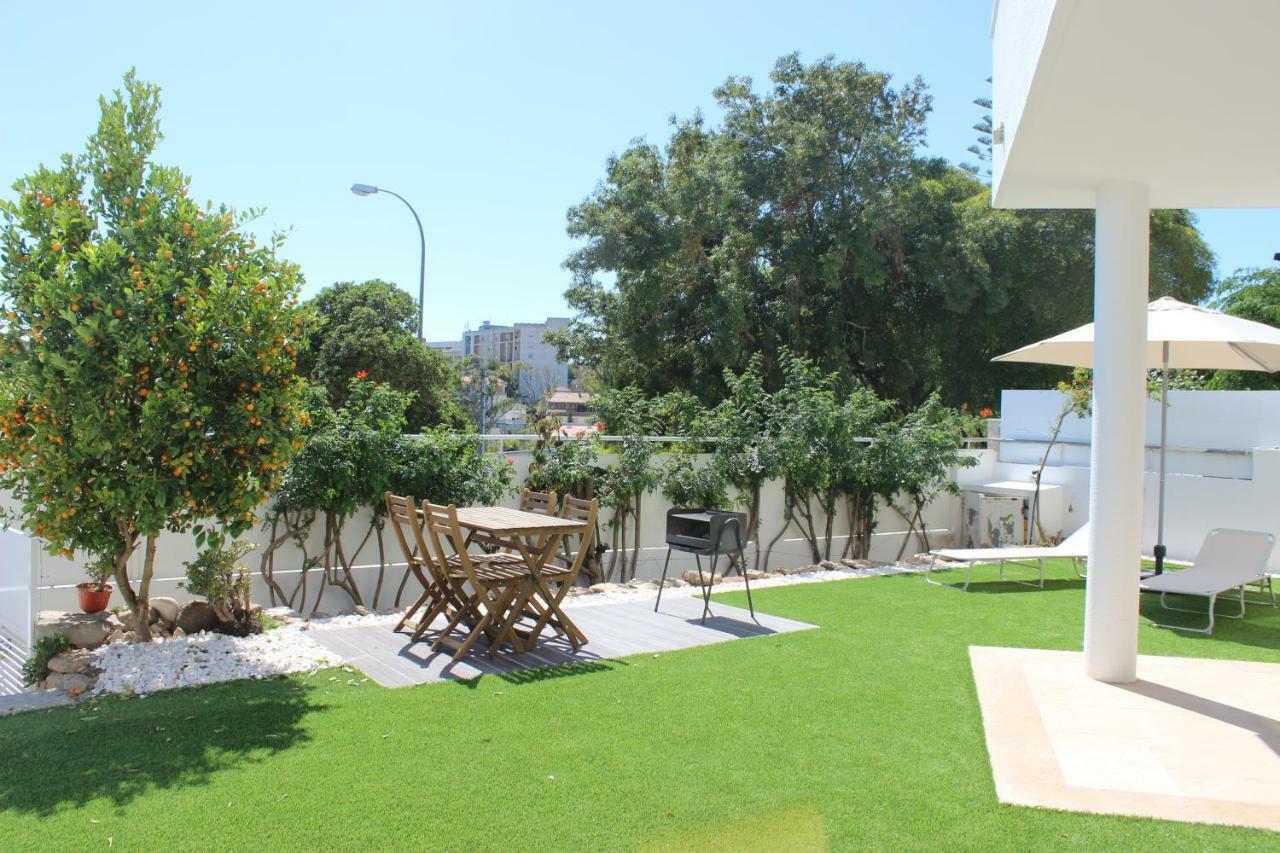 Encosta'S Garden Apartment โอเอรัช ภายนอก รูปภาพ