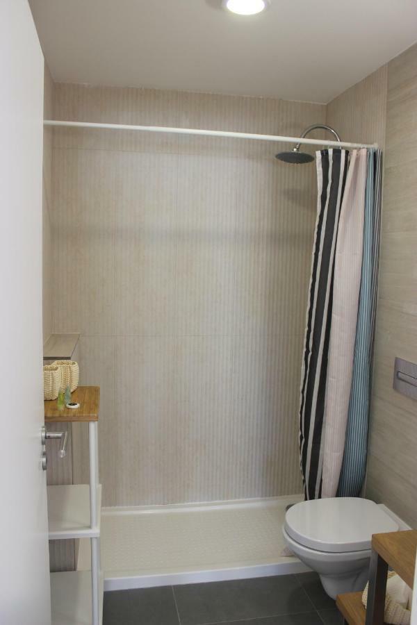 Encosta'S Garden Apartment โอเอรัช ภายนอก รูปภาพ