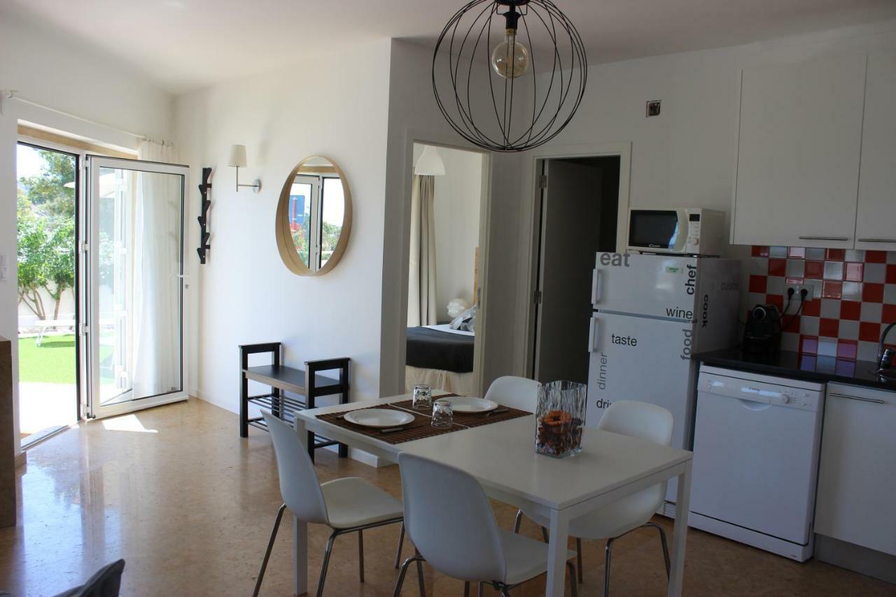 Encosta'S Garden Apartment โอเอรัช ภายนอก รูปภาพ