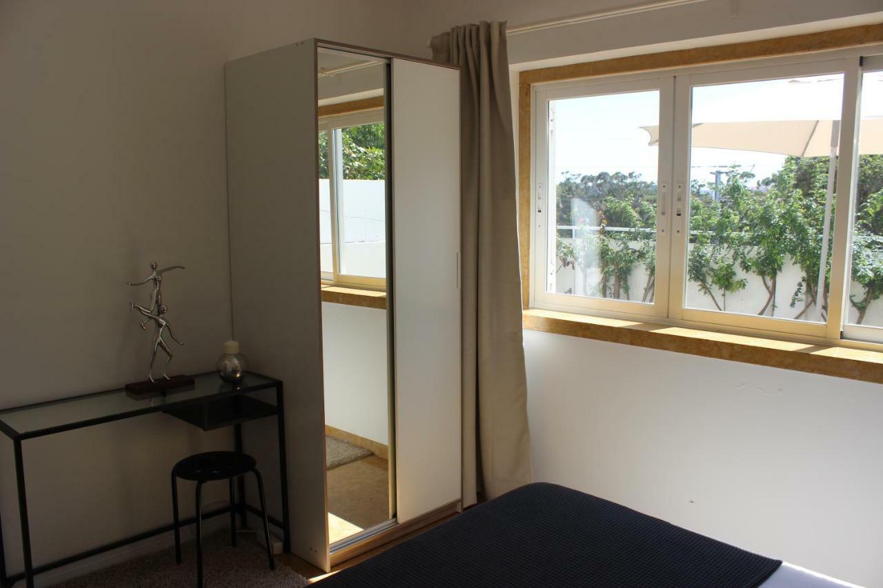 Encosta'S Garden Apartment โอเอรัช ภายนอก รูปภาพ